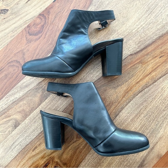 Vionic Lacey black leather open heel ankle boots - Picture 4 of 10